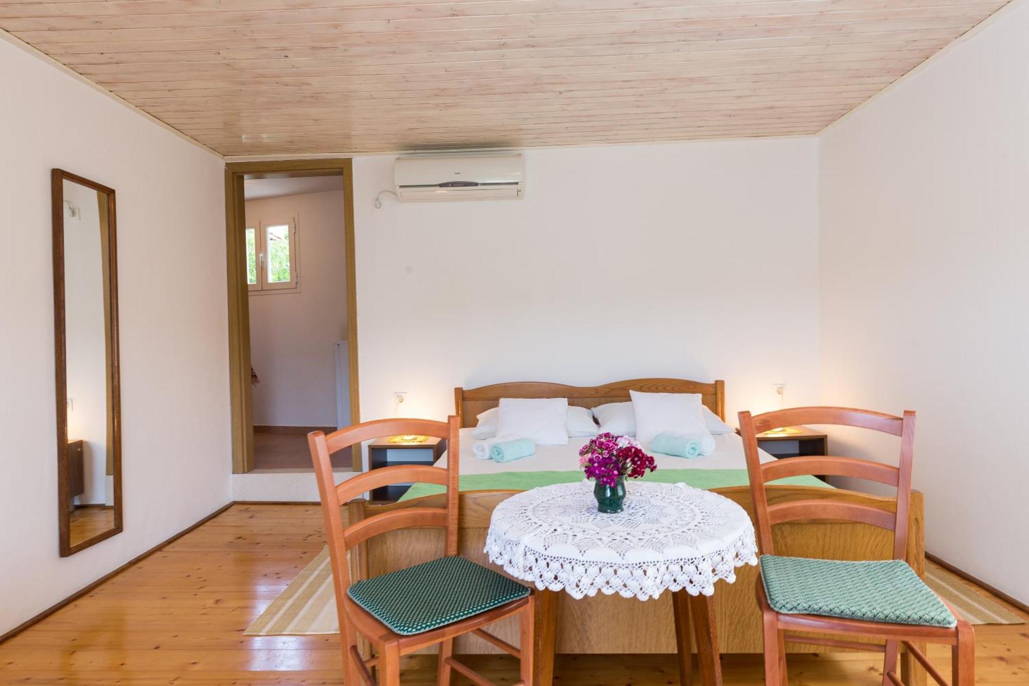 Apartments Miskovic Donje Celo Eksteriør billede